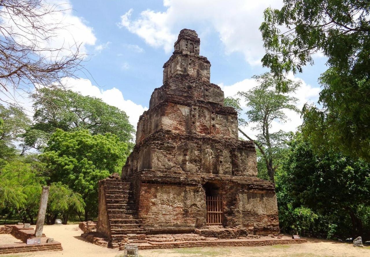 Geethani Tourist Home Polonnaruwa Dış mekan fotoğraf
