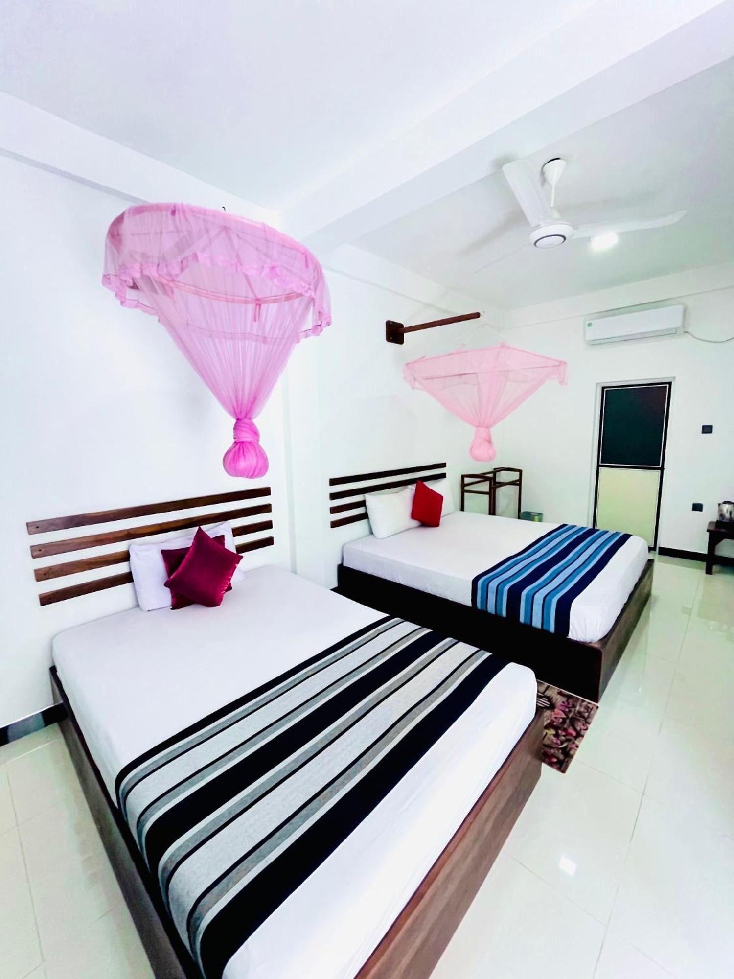 Geethani Tourist Home Polonnaruwa Dış mekan fotoğraf